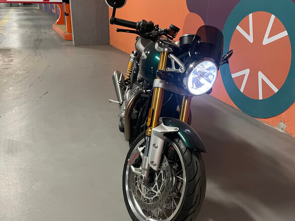 2020 Triumph Thruxton, зелёный, 1360000 рублей - вид 2