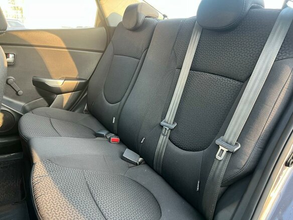 2016 Kia Rio III Рестайлинг, серый, 1105000 рублей - вид 6