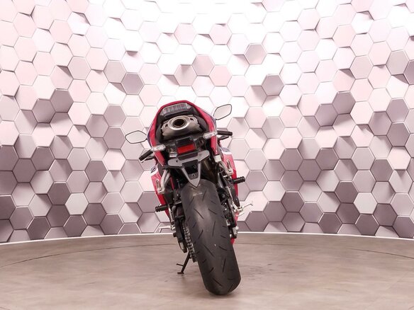 2021 Honda CBR 600RR, красный, 1199000 рублей - вид 5