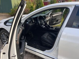 2020 Kia K5 III, белый, 2200000 рублей, вид 3