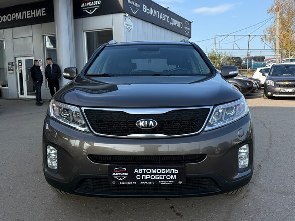 2016 Kia Sorento II Рестайлинг, бежевый, 1850000 рублей - вид 2