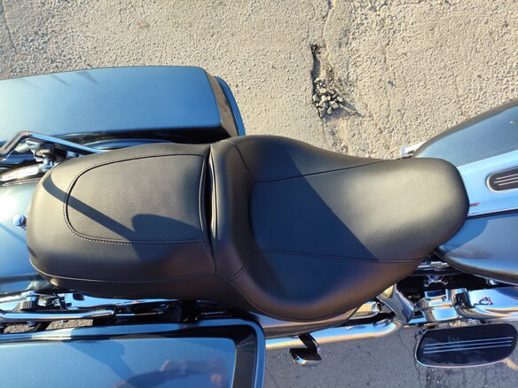 2012 Harley-Davidson Street Glide, серый, 899999 рублей - вид 15