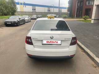 2019 Skoda Octavia III (A7) Рестайлинг, белый, 1700000 рублей, вид 2