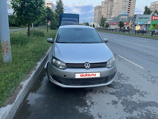 2011 Volkswagen Polo V, серебристый, 320000 рублей, вид 1