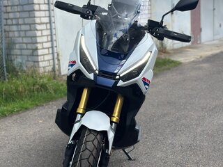 2026 Honda X-ADV, белый, 1699900 рублей, вид 4