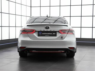 2021 Toyota Camry VIII (XV70) Рестайлинг, белый, 3330000 рублей, вид 5