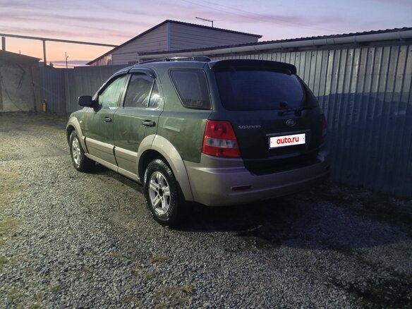 2005 Kia Sorento 5-speed I, зелёный, 550000 рублей - вид 8