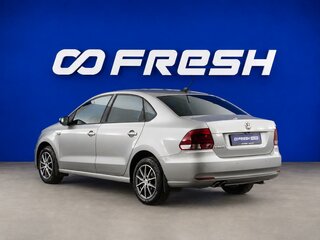 2018 Volkswagen Polo V Рестайлинг, серебристый, 1077077 рублей, вид 2