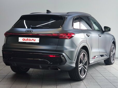 2026 Audi Q5 45 TFSI III (GU), серый, 8890000 рублей, вид 5