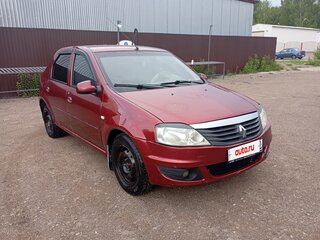 2013 Renault Logan I Рестайлинг, красный, 310000 рублей, вид 3