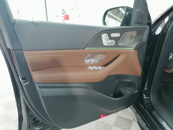 2026 Mercedes-Benz GLE 300 d II (V167) Рестайлинг, чёрный, 17100000 рублей - вид 13