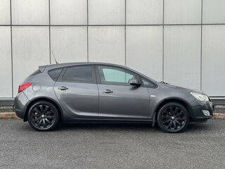2011 Opel Astra H Рестайлинг, серый, 575000 рублей, вид 5