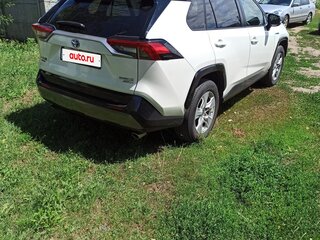 2021 Toyota RAV4 V (XA50), белый, 2800000 рублей, вид 3