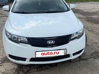 2011 Kia Cerato 6-speed II, белый, 1200000 рублей, вид 2