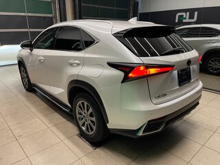 2020 Lexus NX 200 I Рестайлинг, белый, 4190000 рублей, вид 4