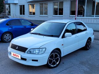 2001 Mitsubishi Lancer Cedia IX, белый, 270000 рублей, вид 1