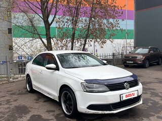 2014 Volkswagen Jetta VI Рестайлинг, белый, 480000 рублей, вид 2