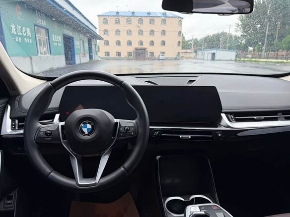 2024 BMW X1 20Li sDrive III (U11/U12), белый - вид 6
