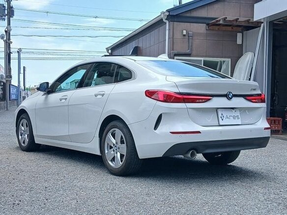 2020 BMW 2 серии Gran Coupe 218i F44, белый, 1800000 рублей - вид 6