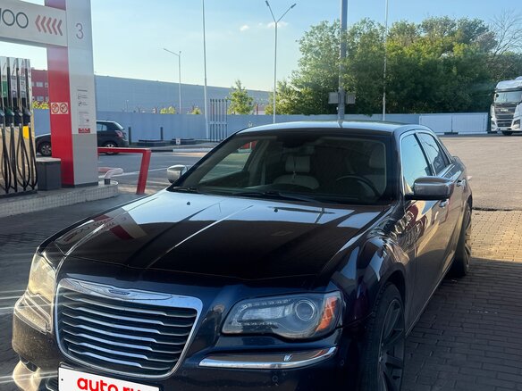 2012 Chrysler 300C II, синий, 1400000 рублей - вид 5