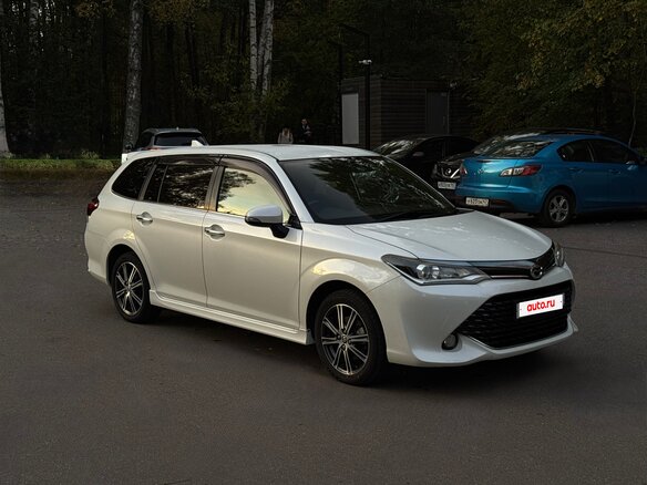 2016 Toyota Corolla Fielder XI (E160, E170, E180) Рестайлинг 1, белый, 1550000 рублей - вид 9
