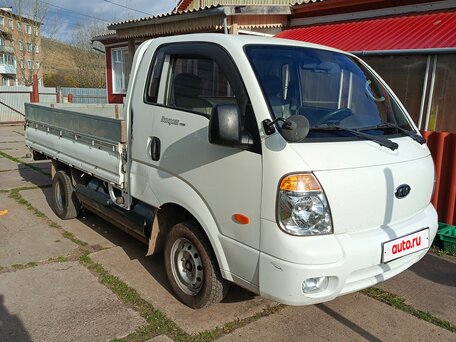 2010 Kia Bongo, белый, 1220000 рублей, вид 3