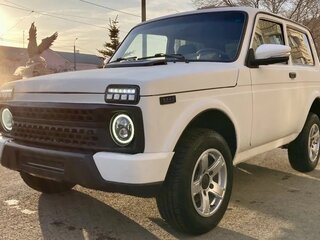 2016 Lada (ВАЗ) 2121 (4x4) I Рестайлинг, белый, 525000 рублей, вид 3