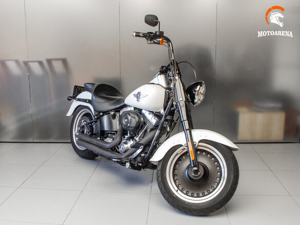 2011 Harley-Davidson Fat Boy, белый, 1016436 рублей