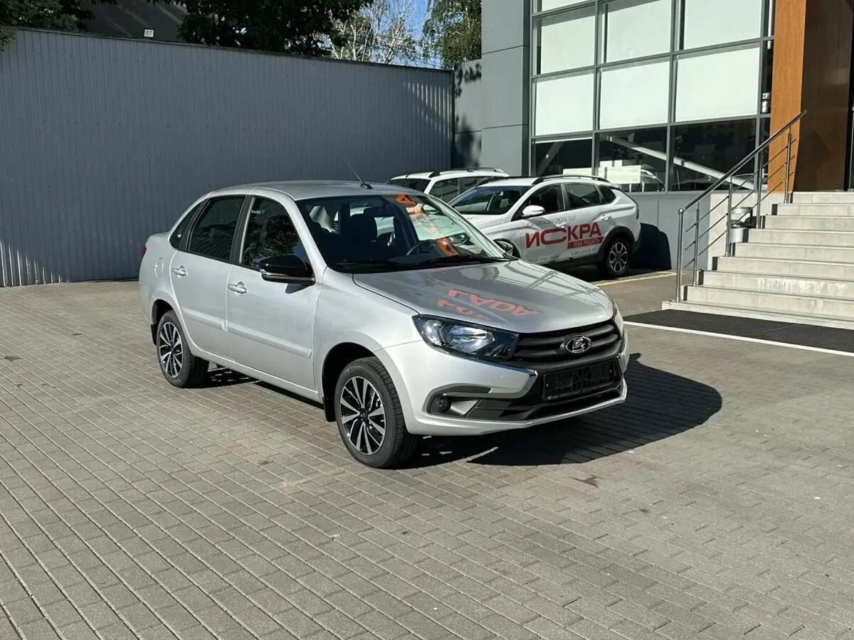 Открыть фотографии: Lada (ВАЗ) Granta I Рестайлинг