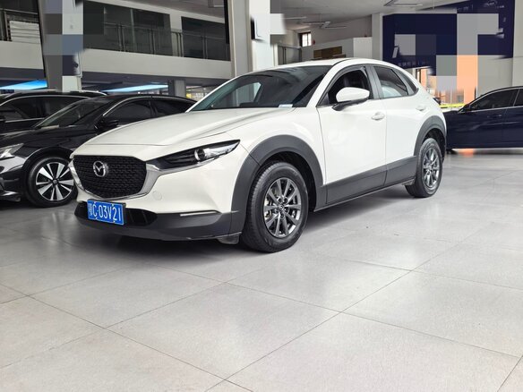 2023 Mazda CX-30 I, белый, 1654000 рублей