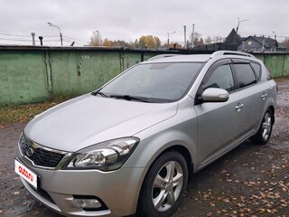 2011 Kia Ceed I Рестайлинг, серебристый, 850000 рублей, вид 1