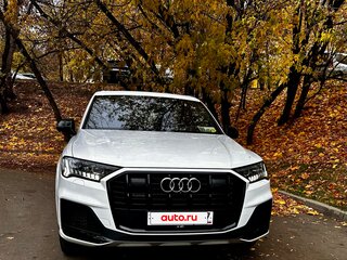2021 Audi Q7 55 TFSI II (4M) Рестайлинг, белый, 7000000 рублей, вид 3