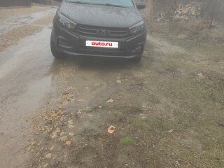 2018 Lada (ВАЗ) Vesta I, чёрный, 900000 рублей, вид 3