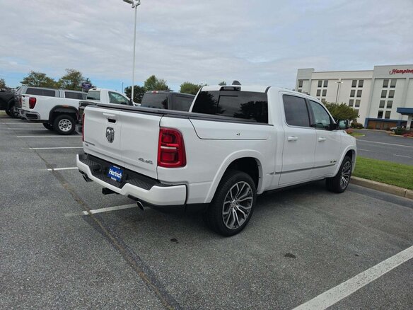 2026 Ram 1500 Crew Cab V Рестайлинг, белый, 10160000 рублей - вид 3