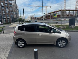 2010 Honda Fit II, серый, 620000 рублей, вид 5
