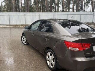 2009 Kia Cerato 4-speed II, серый, 660000 рублей, вид 5
