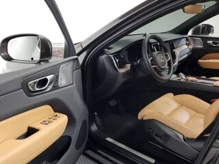 2024 Volvo XC60 II Рестайлинг, чёрный, 5250290 рублей, вид 4
