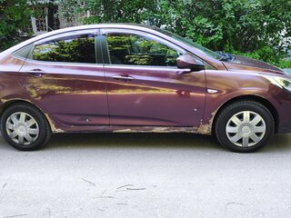 2011 Hyundai Solaris I, фиолетовый, 550000 рублей, вид 4
