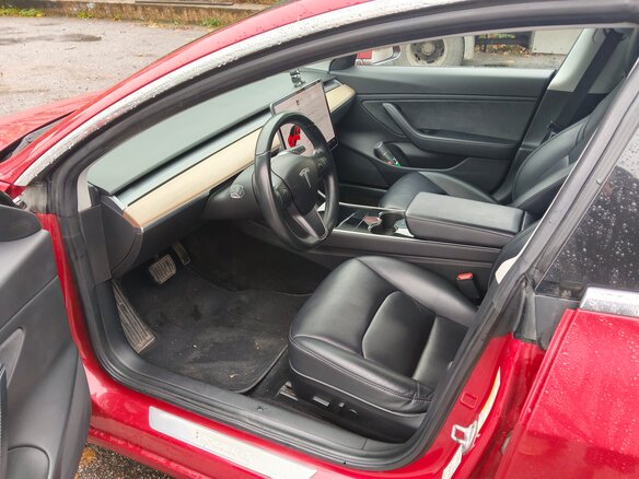 2018 Tesla Model 3 Mid Range I, красный, 2350000 рублей - вид 8