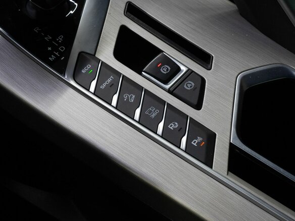 2023 Geely Coolray I, белый, 1899000 рублей - вид 10