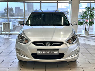 2012 Hyundai Solaris I, серебристый, 720000 рублей, вид 3
