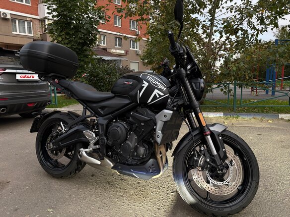 2022 Triumph Trident 660, чёрный, 930000 рублей