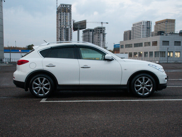 2013 Infiniti EX25 I (J50), белый, 1477000 рублей - вид 3