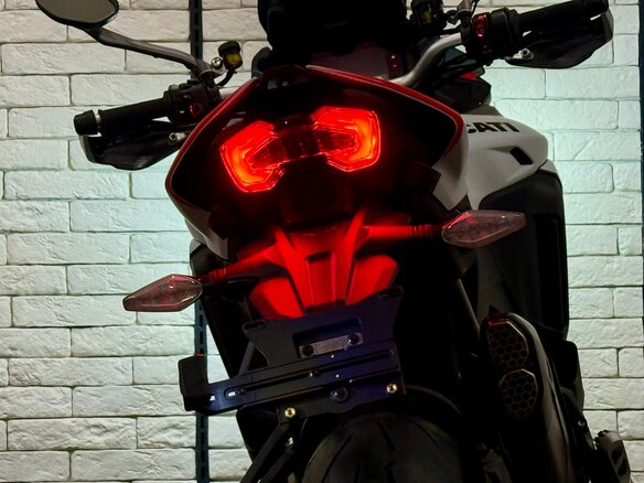 2026 Ducati Multistrada V4, белый, 4380000 рублей - вид 9