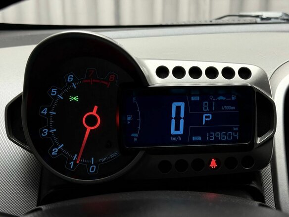 2013 Chevrolet Aveo II, чёрный, 829000 рублей - вид 22