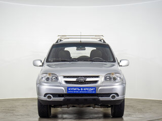 2010 Chevrolet Niva I Рестайлинг, серебристый, 399000 рублей, вид 2