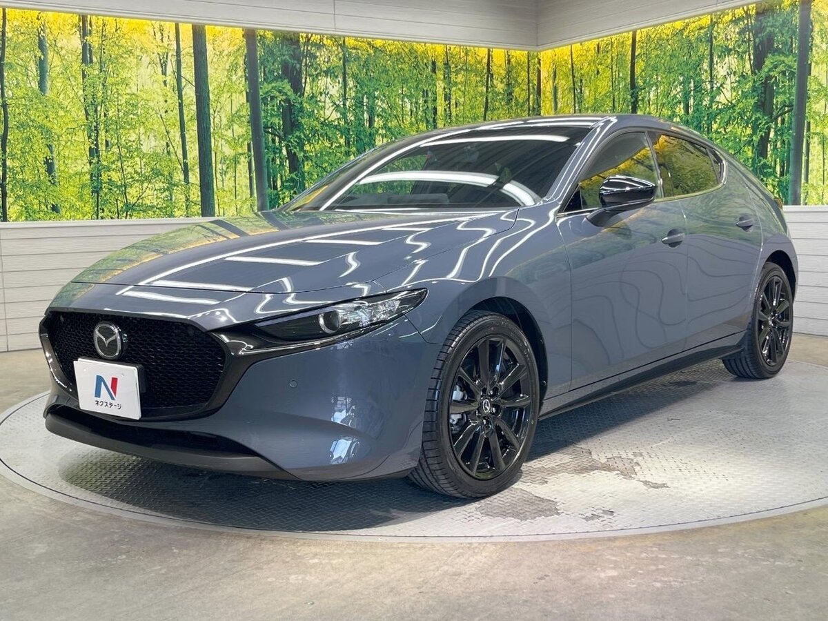 Открыть фотографии: Mazda 3 IV (BP)