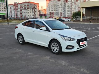 2017 Hyundai Solaris II, белый, 1290000 рублей, вид 3