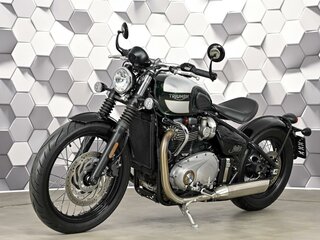 2017 Triumph Bonneville Bobber, зелёный, 1127000 рублей, вид 2