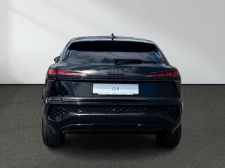 2026 Audi Q3 Sportback e-hybrid III (FJ), чёрный, 6880000 рублей, вид 5